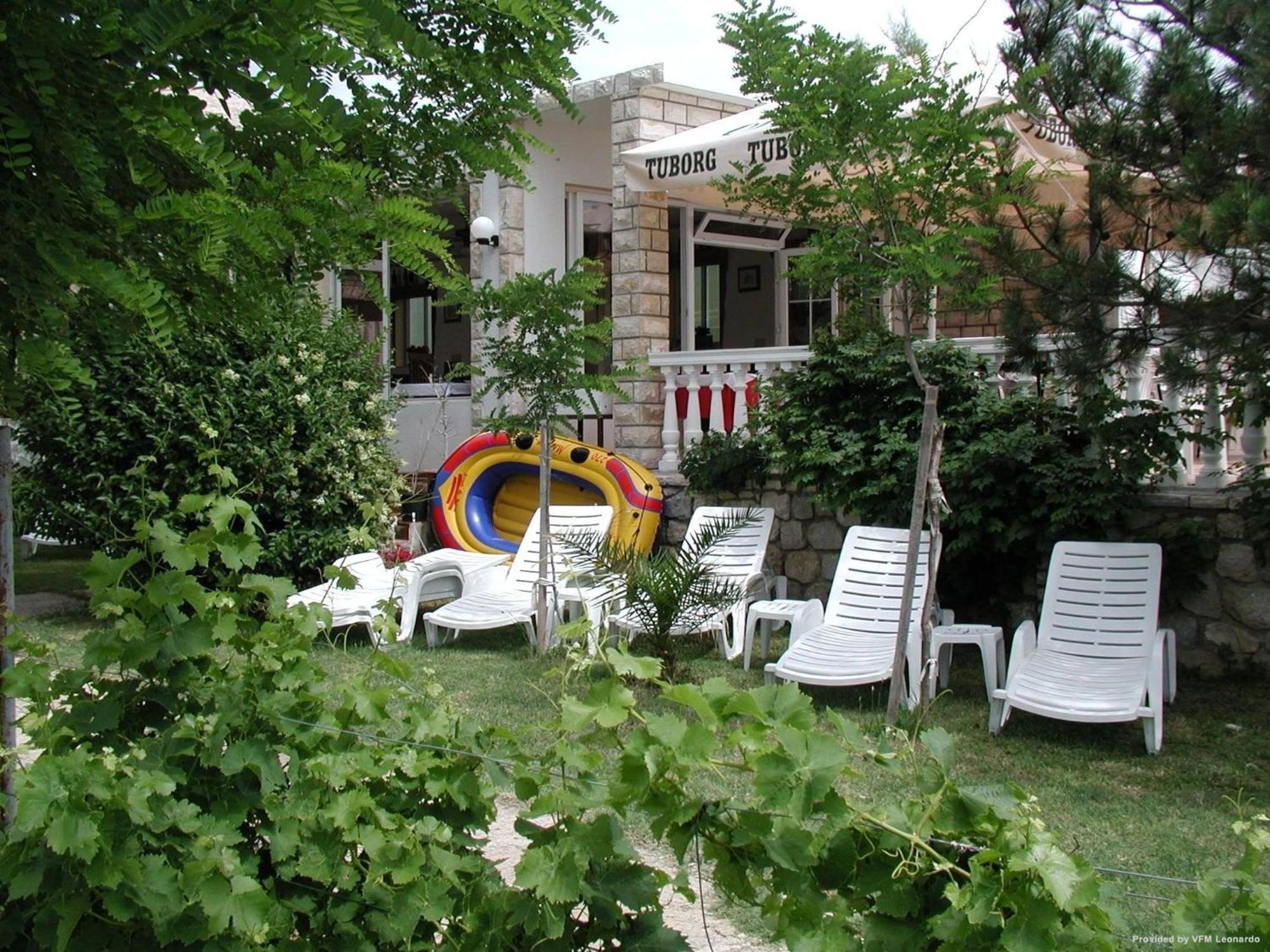 Tonino Apartments Pag Town Kültér fotó