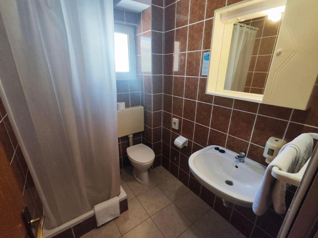 Tonino Apartments Pag Town Kültér fotó